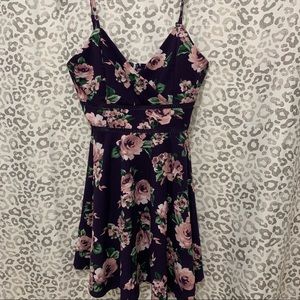 Francesca‘s floral dress! Size large but can find a medium too!